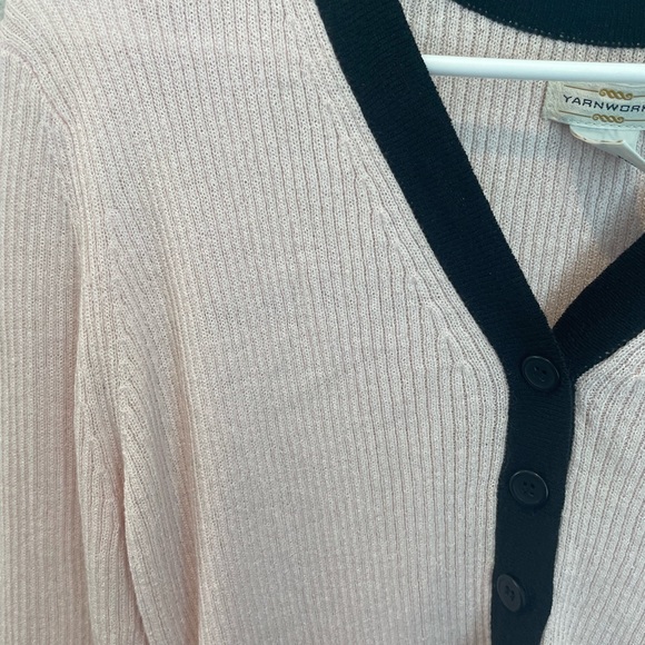 Vintage YarnWorks Pink and Black Women Cardigan Crew Sweater Size Medium - Picture 7 of 7